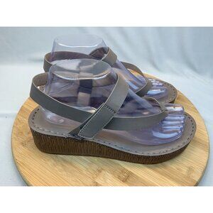 Journee Collection Sandal Size 7.5 McCal Women’s Faux Leather Platform Taupe